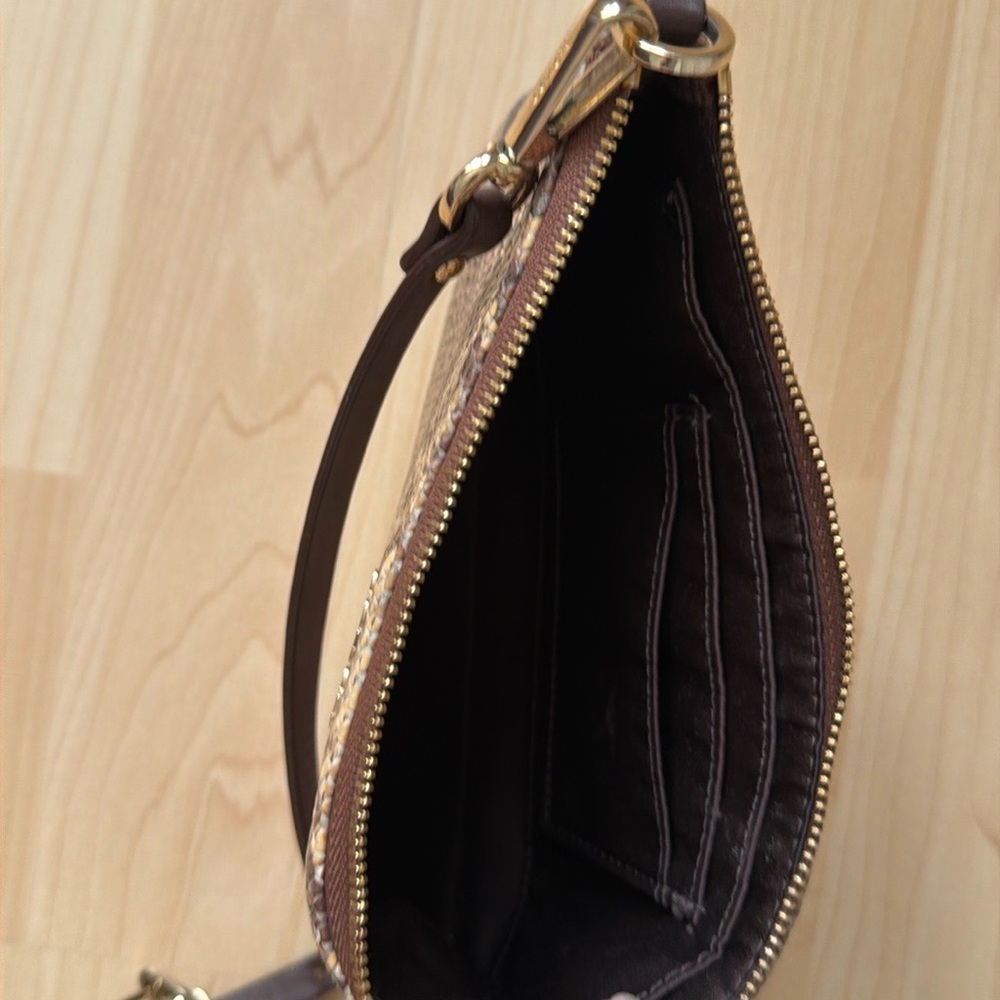 COACH crossbody in python embossed leather wallet - Picture 6 of 8